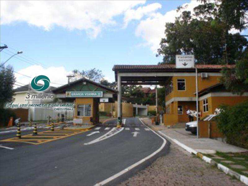 Terreno de Condomínio em Cotia, no bairro Granja Viana II