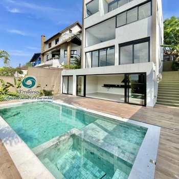 Casa em Cotia, bairro São Paulo II