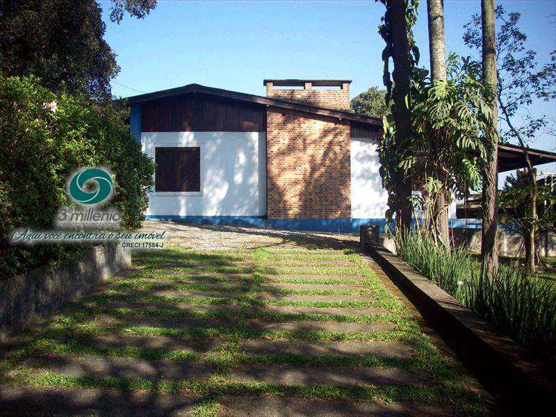 Casa em Cotia, no bairro Granja Viana