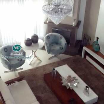 Casa em Jandira, bairro Jardim do Golf I
