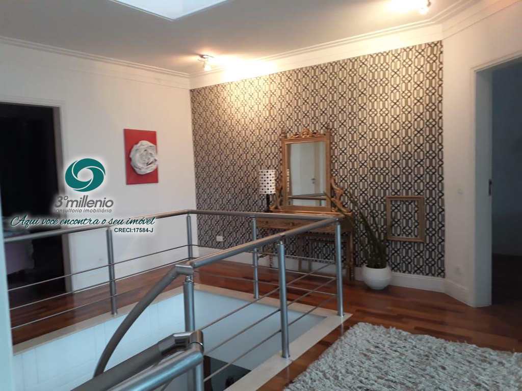 Casa em Cotia, no bairro São Paulo II