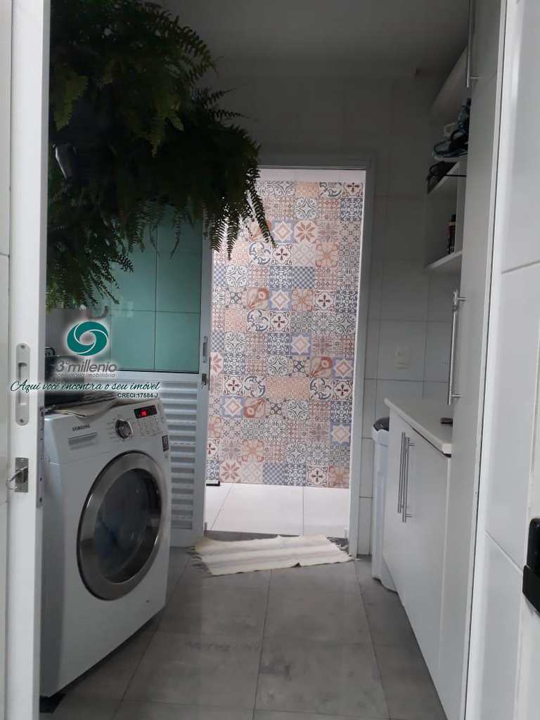 Casa em Cotia, no bairro São Paulo II