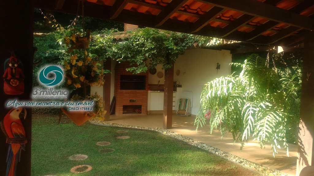 Casa em Carapicuíba, no bairro Residencial Euroville