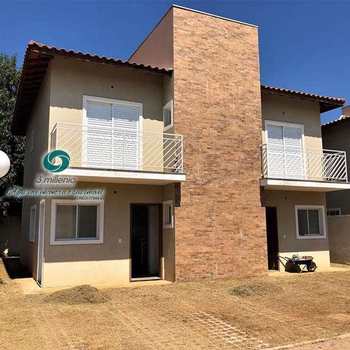 Casa em Vargem Grande Paulista, bairro Bosque do Carmo