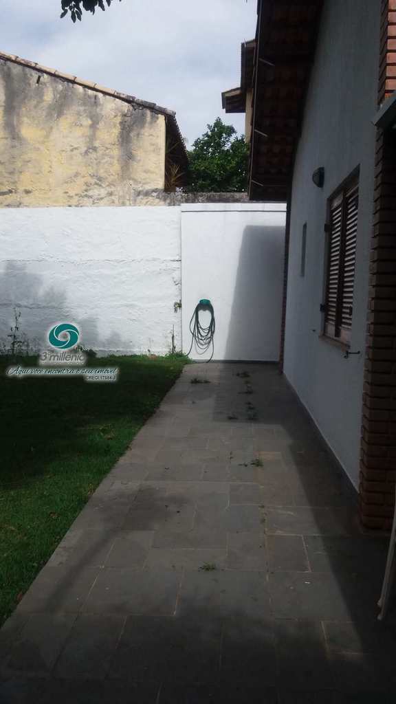 Casa em Cotia, no bairro Parque Paulistano