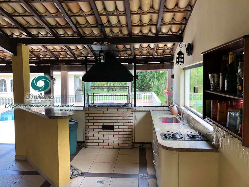 Casa em Cotia, no bairro Jardim Passárgada I