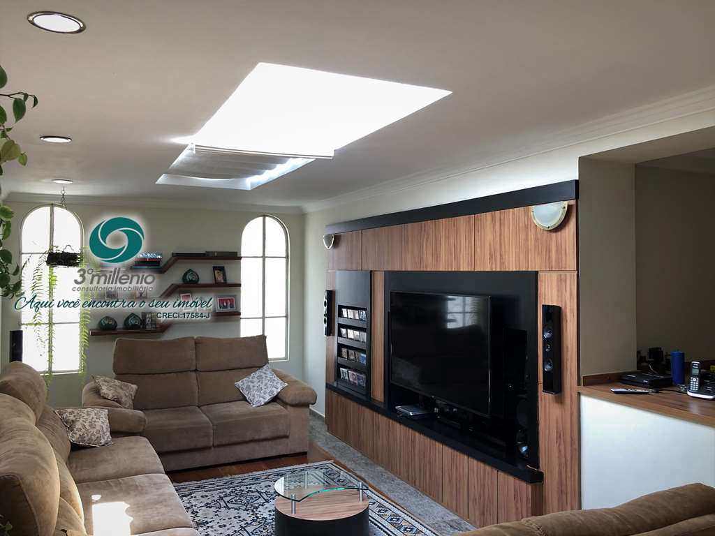 Casa em Cotia, no bairro Jardim Passárgada I