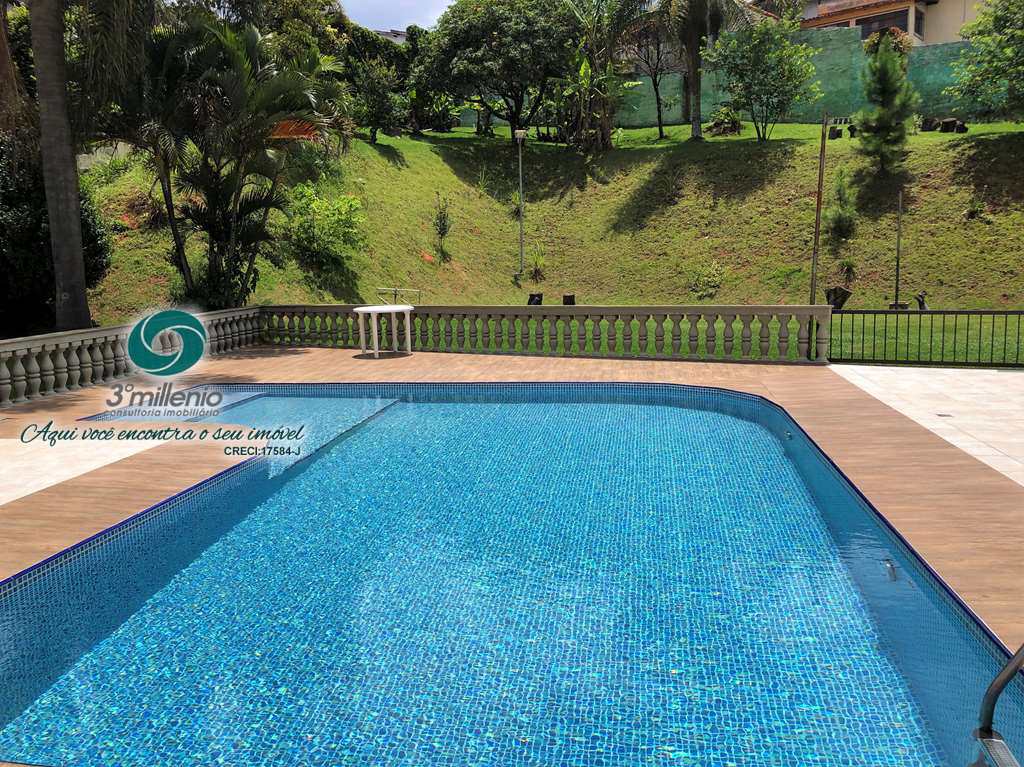 Casa em Cotia, no bairro Jardim Passárgada I