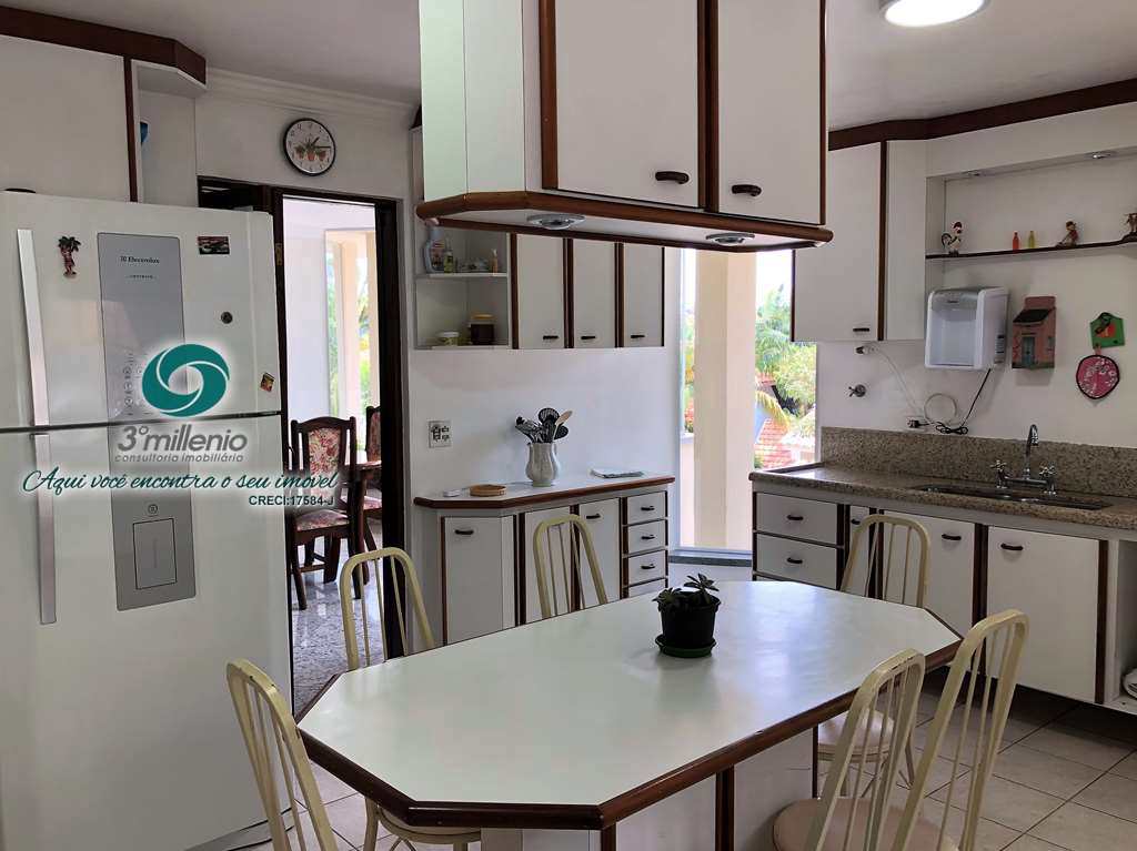 Casa em Cotia, no bairro Jardim Passárgada I