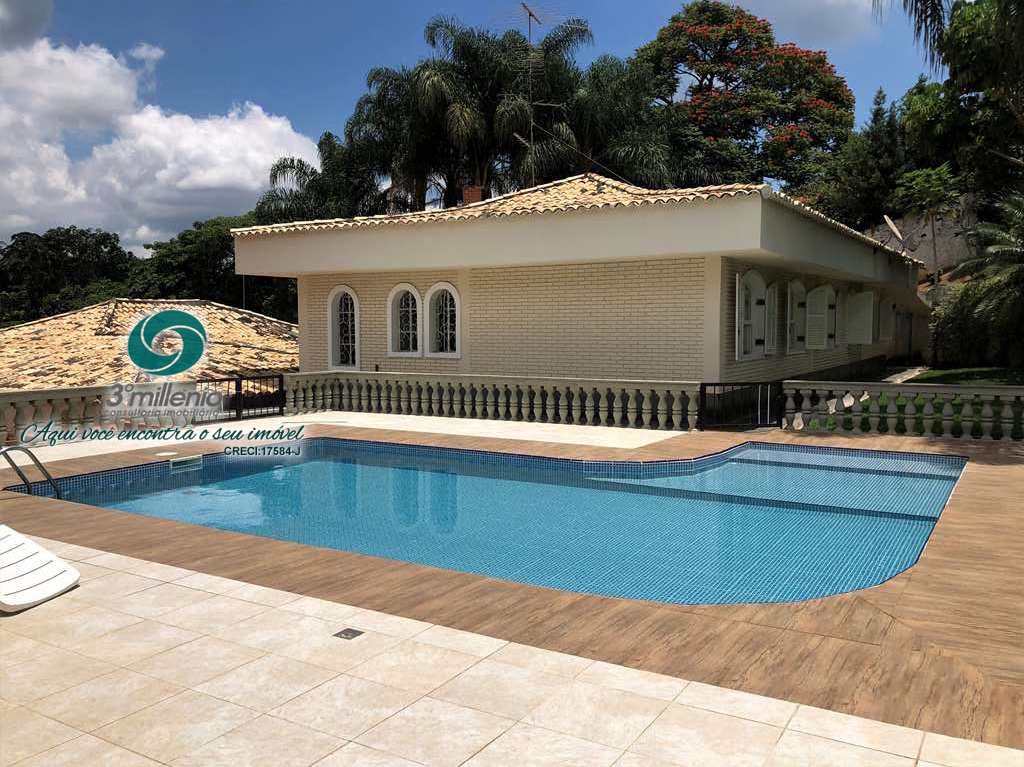 Casa em Cotia, no bairro Jardim Passárgada I