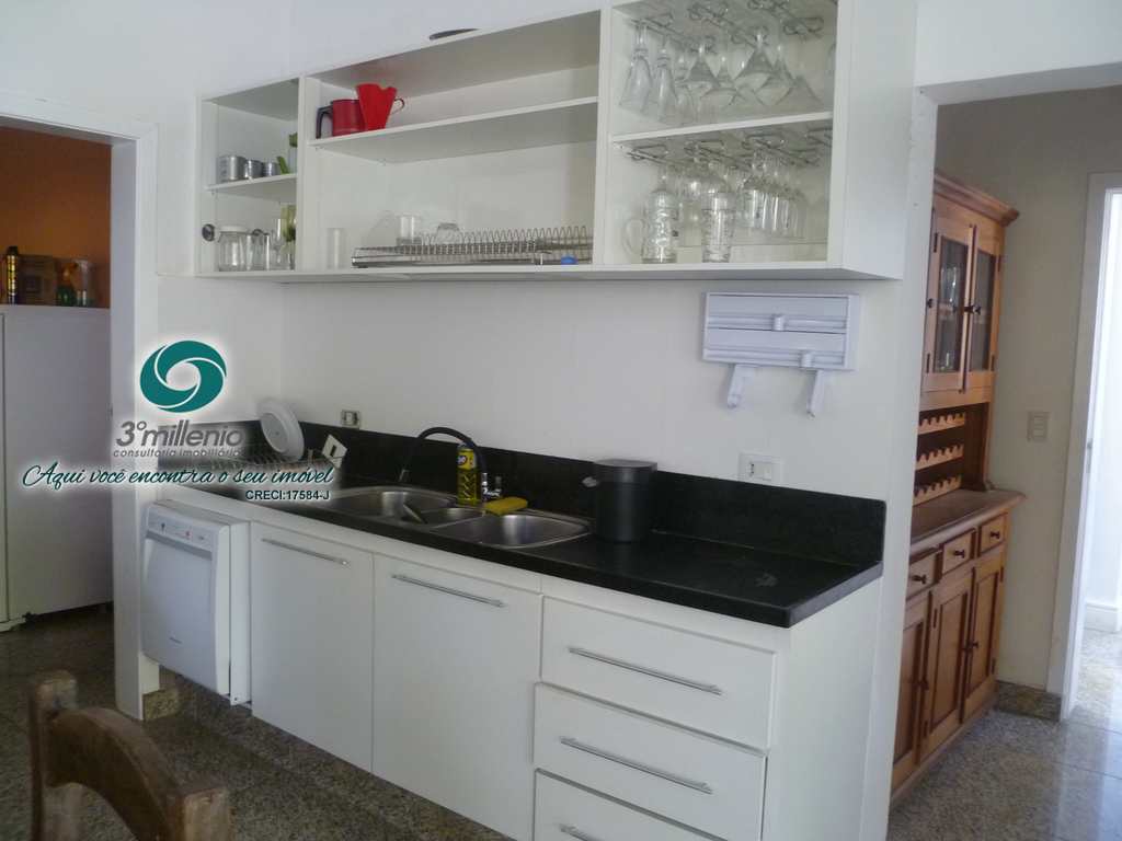 Casa em Cotia, no bairro Parque Frondoso