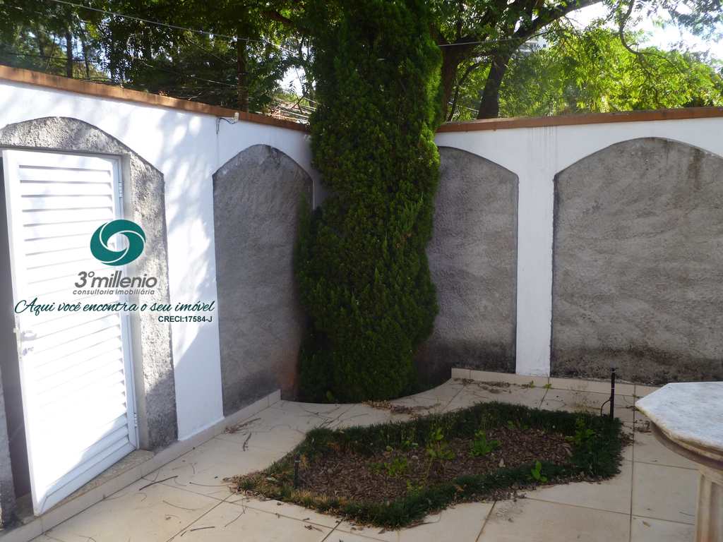 Casa em Cotia, no bairro Parque Frondoso