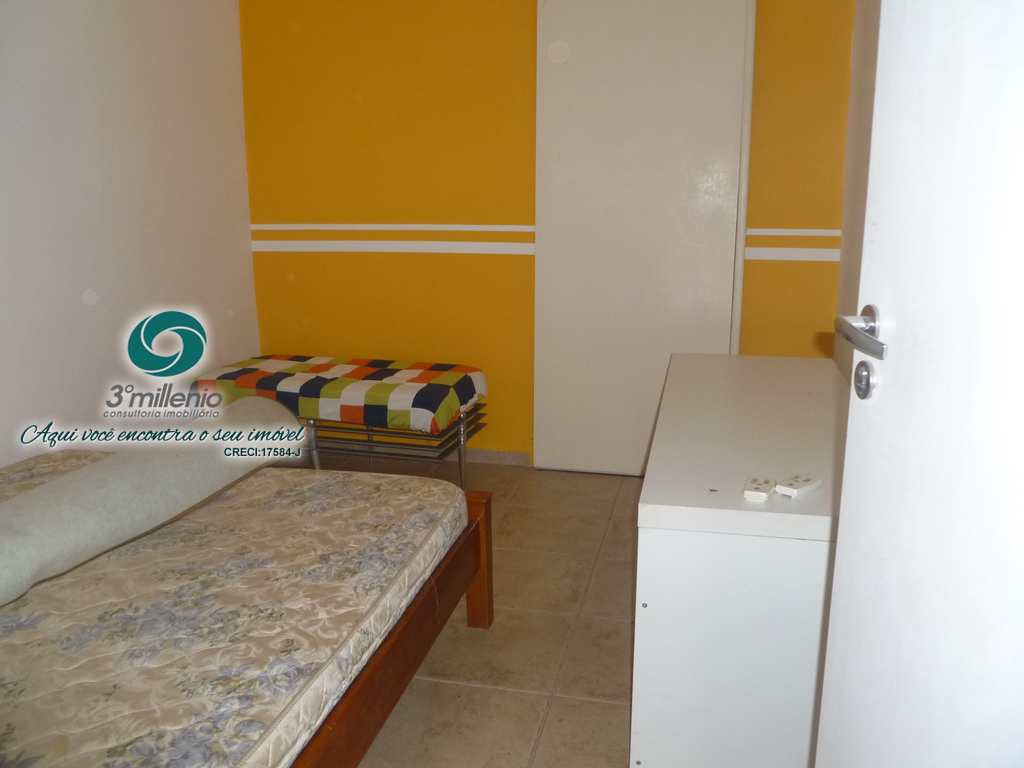 Casa em Cotia, no bairro Parque Frondoso