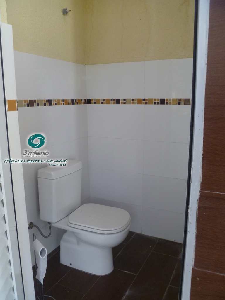 Casa em Cotia, no bairro Parque Frondoso