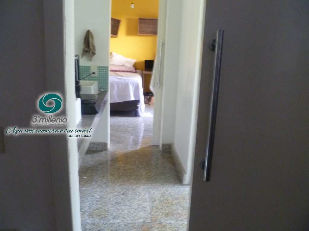 Casa em Cotia, no bairro Parque Frondoso