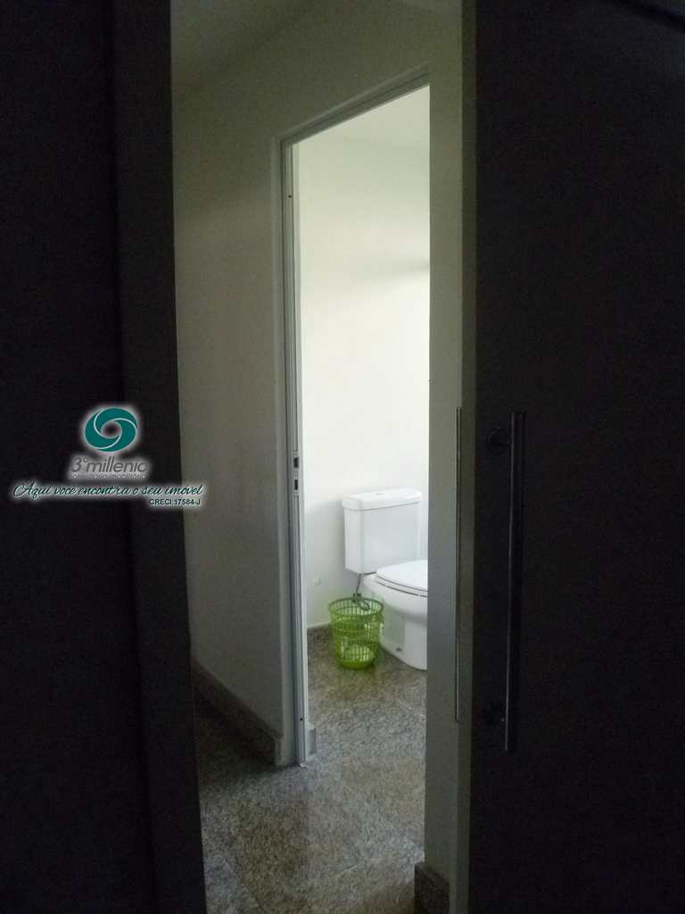 Casa em Cotia, no bairro Parque Frondoso