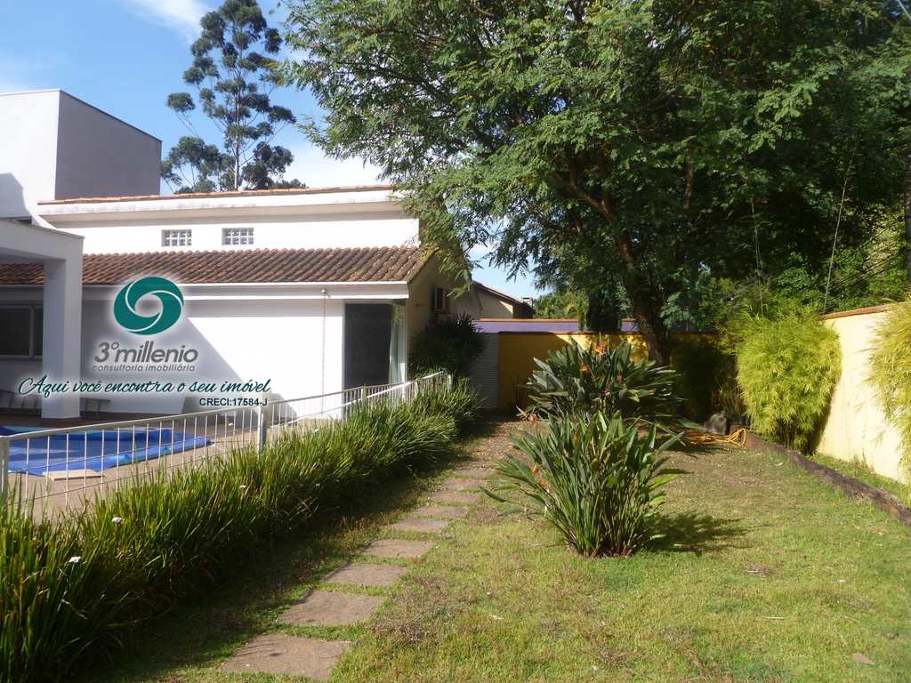 Casa em Cotia, no bairro Parque Frondoso