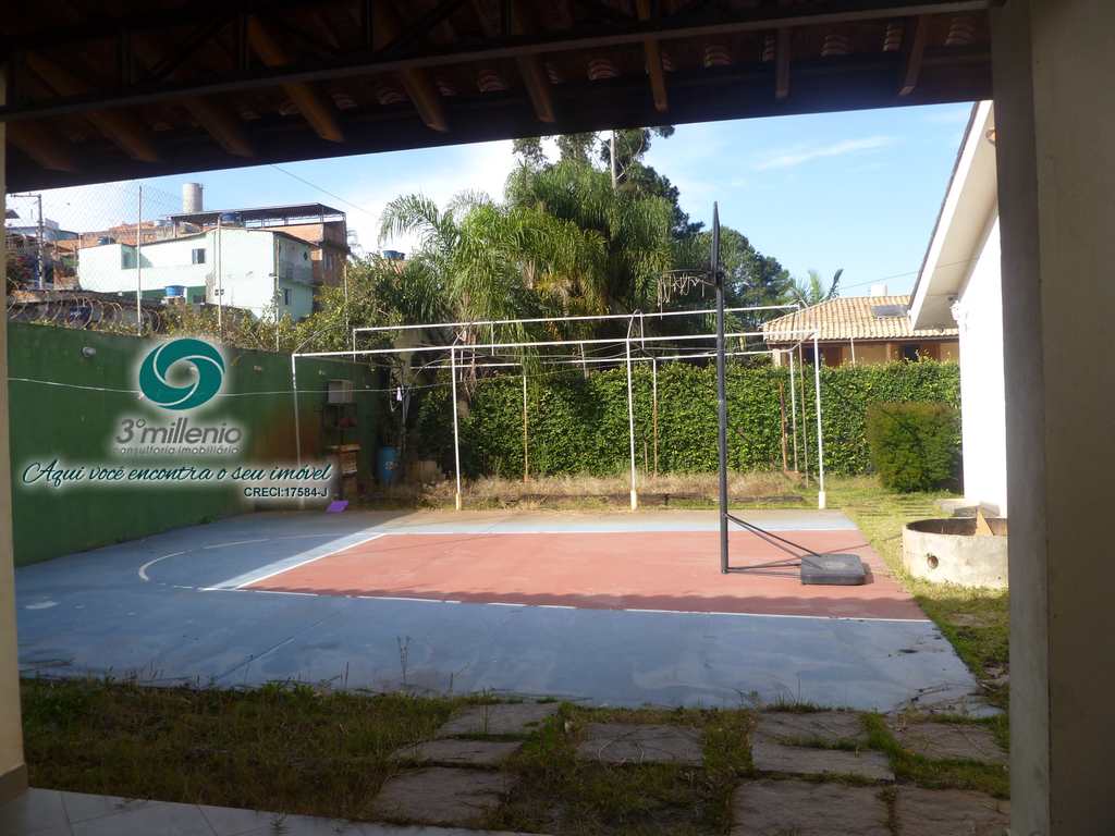 Casa em Cotia, no bairro Parque Frondoso