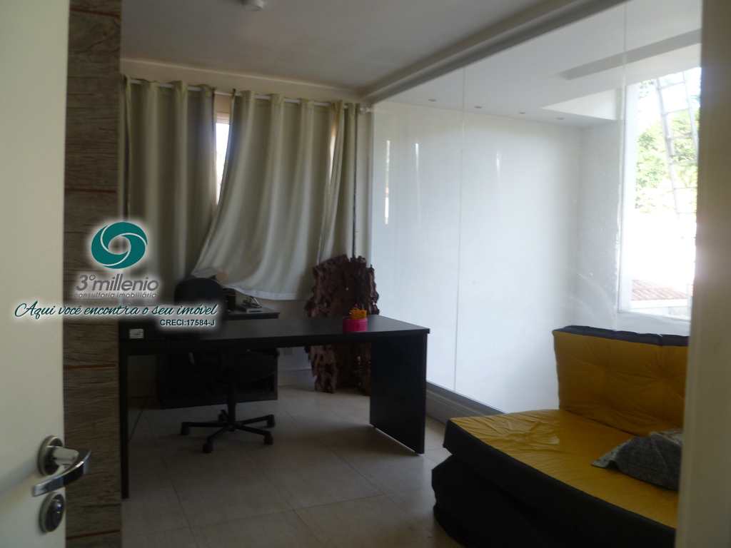Casa em Cotia, no bairro Parque Frondoso