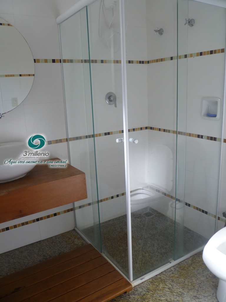 Casa em Cotia, no bairro Parque Frondoso