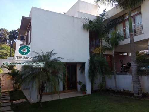 Casa, código 30867 em Cotia, bairro Jardim Pioneira