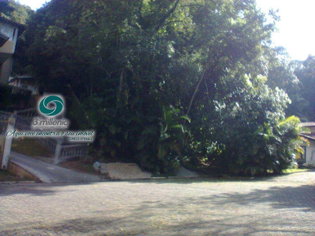 Terreno em Jandira, no bairro Altos de São Fernando