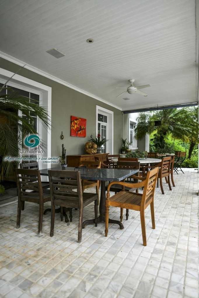 Casa em Cotia, no bairro Haras Guancan
