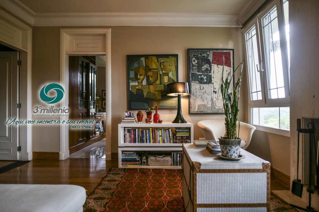 Casa em Cotia, no bairro Haras Guancan