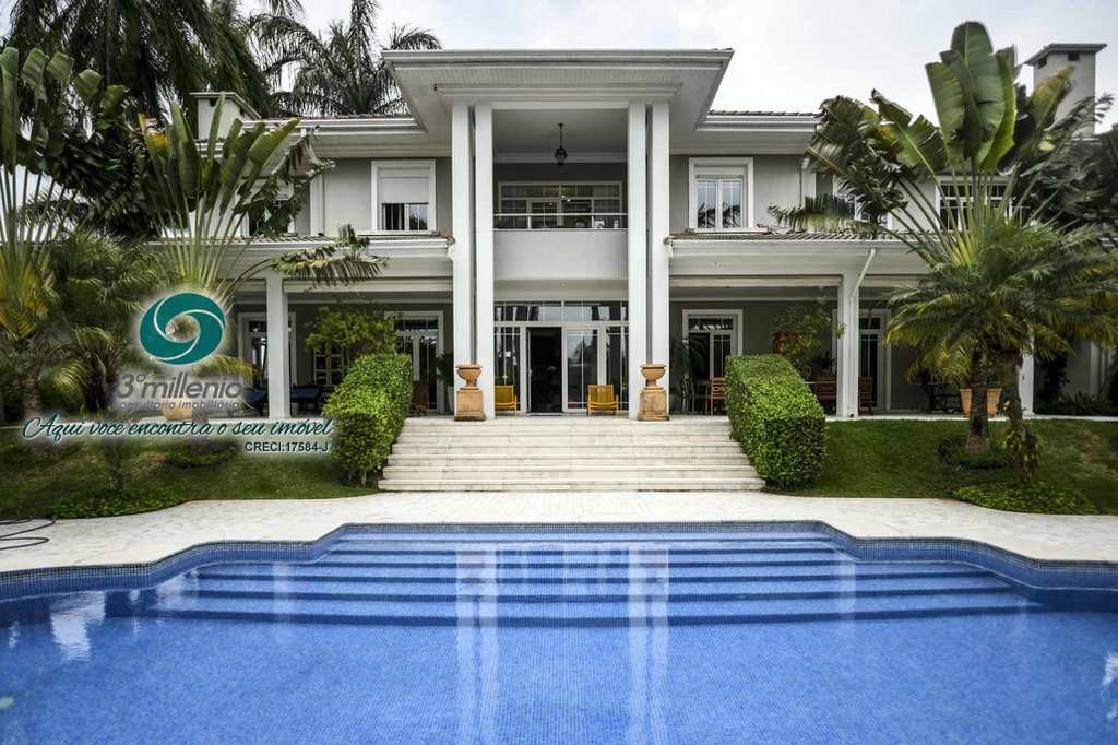 Casa em Cotia, no bairro Haras Guancan