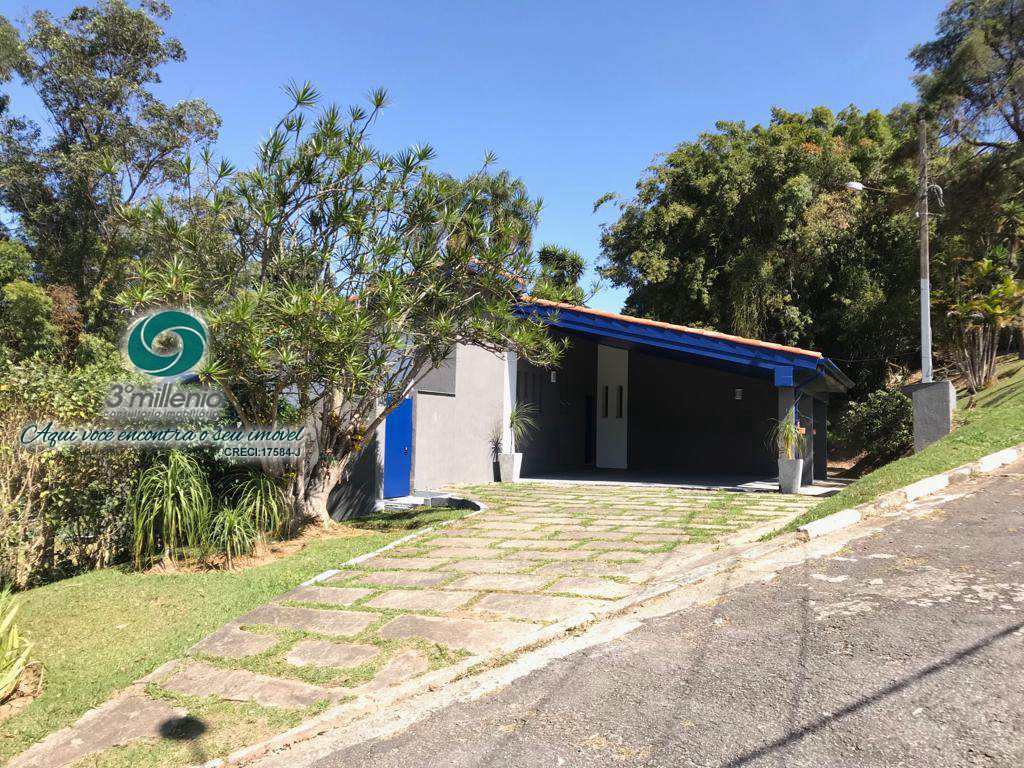 Casa em Cotia, no bairro Petit Village