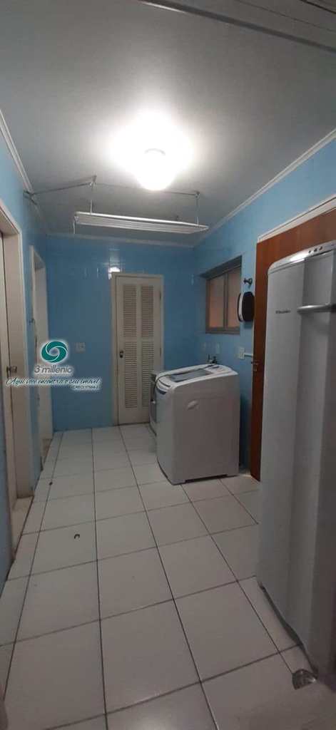 Casa em Cotia, no bairro Petit Village