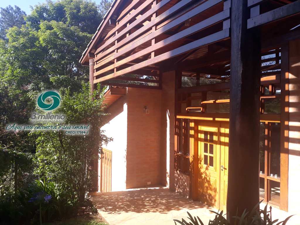 Casa em Cotia, no bairro Colinas de São Fernando