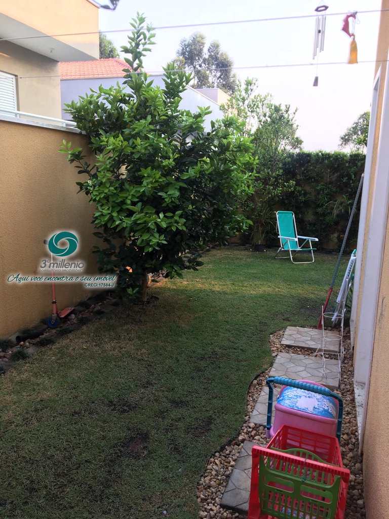 Casa em Cotia, no bairro Palm Hills
