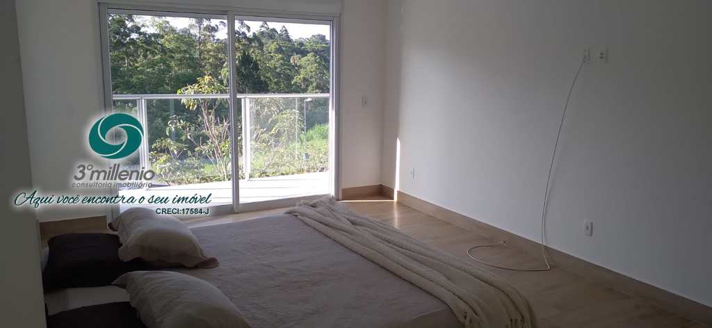 Casa em Cotia, no bairro Moinho Velho