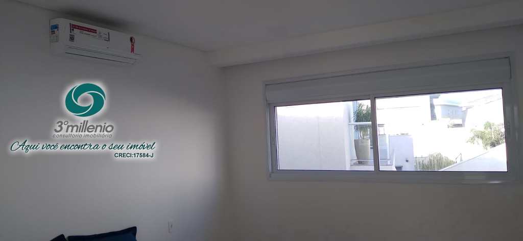 Casa em Cotia, no bairro Moinho Velho