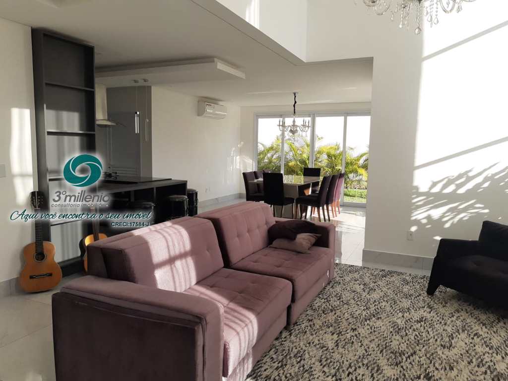 Casa em Cotia, no bairro Moinho Velho