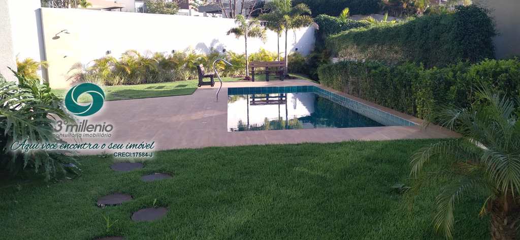 Casa em Cotia, no bairro Moinho Velho