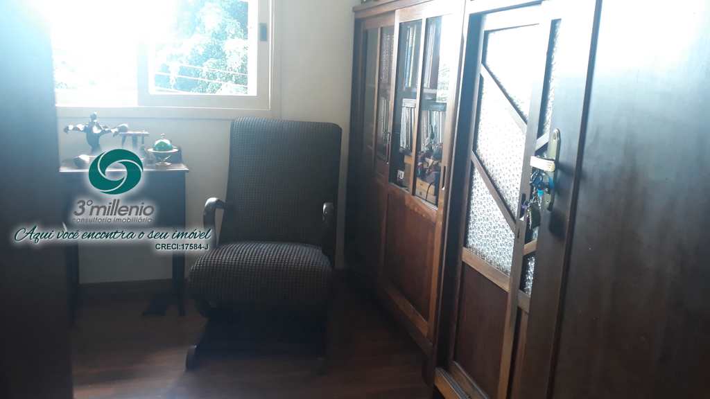 Casa em Carapicuíba, no bairro Terras do Madeira