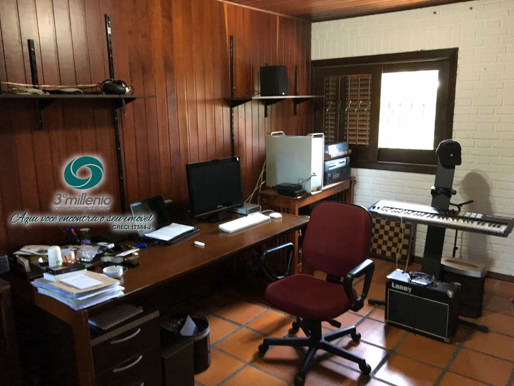 Casa em Cotia, no bairro Parque Dom Henrique