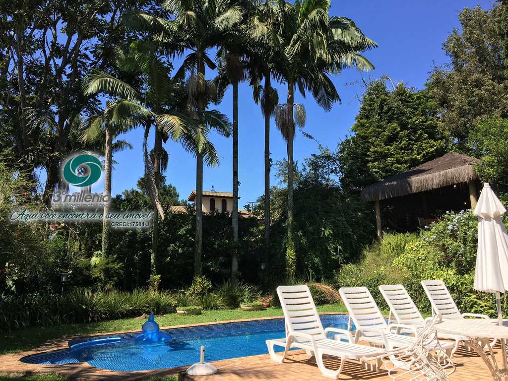 Casa em Cotia, no bairro Parque Dom Henrique