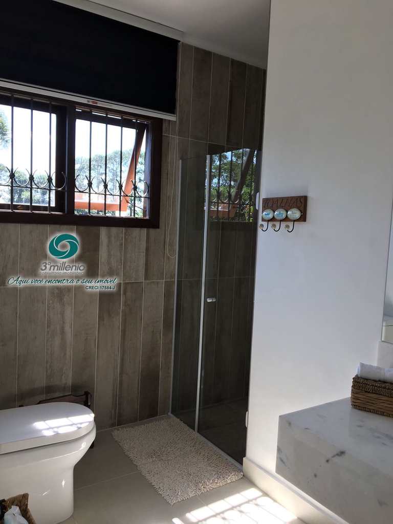 Casa em Cotia, no bairro Parque Dom Henrique