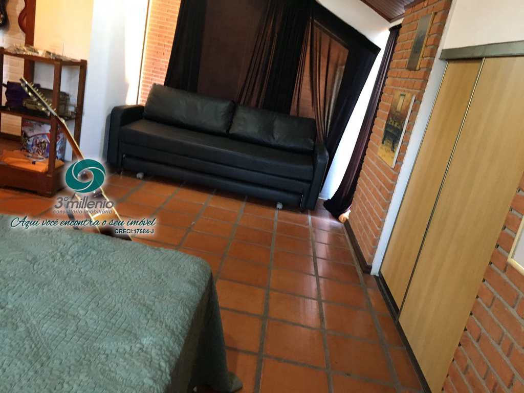 Casa em Cotia, no bairro Parque Dom Henrique