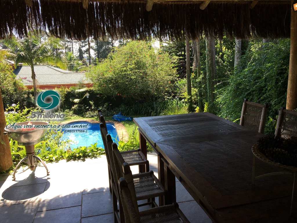 Casa em Cotia, no bairro Parque Dom Henrique