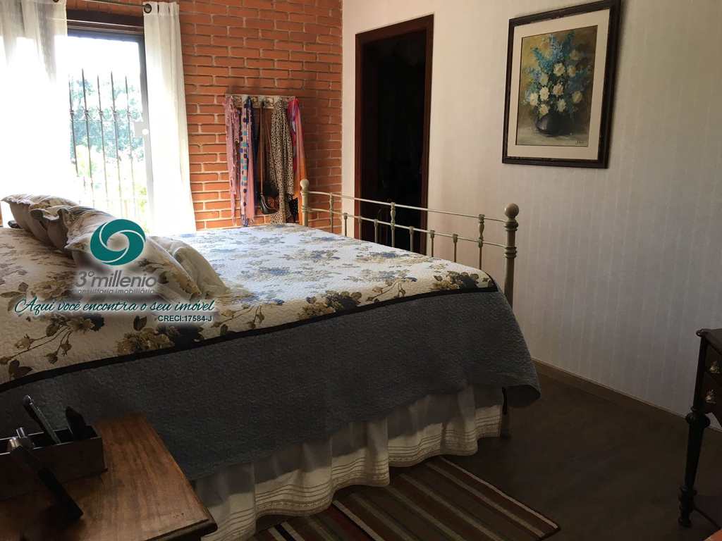 Casa em Cotia, no bairro Parque Dom Henrique