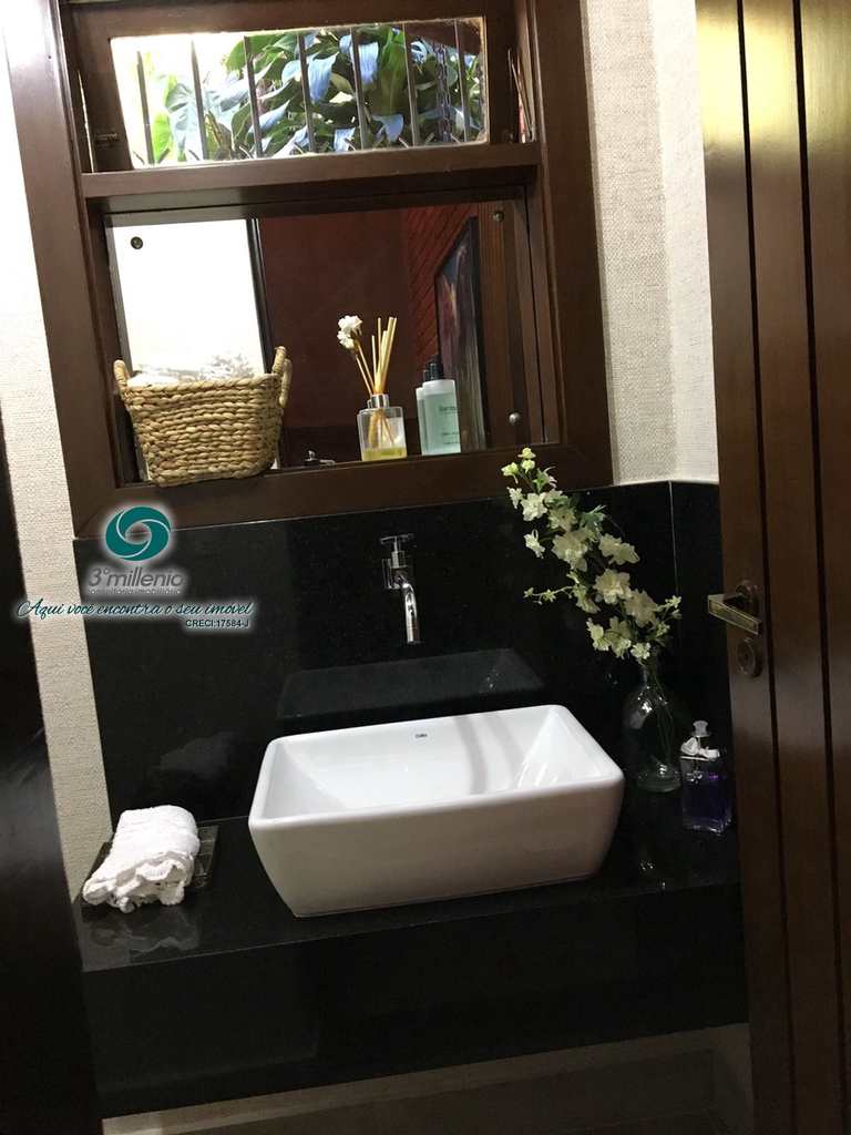 Casa em Cotia, no bairro Parque Dom Henrique