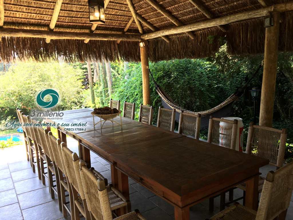 Casa em Cotia, no bairro Parque Dom Henrique