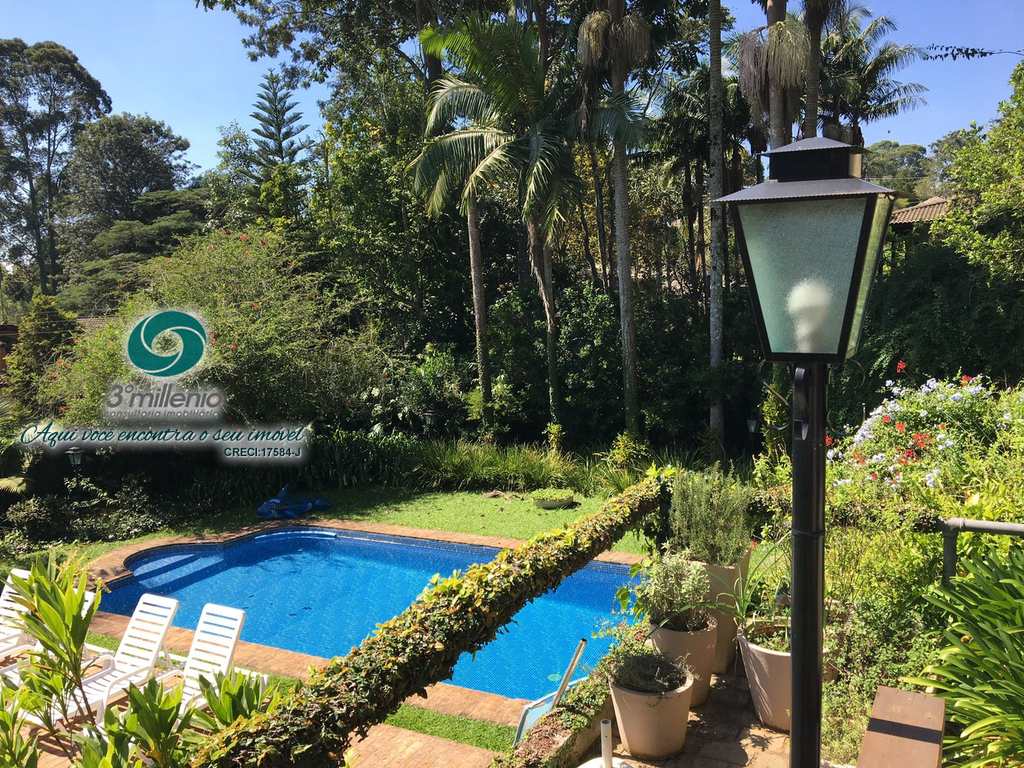 Casa em Cotia, no bairro Parque Dom Henrique