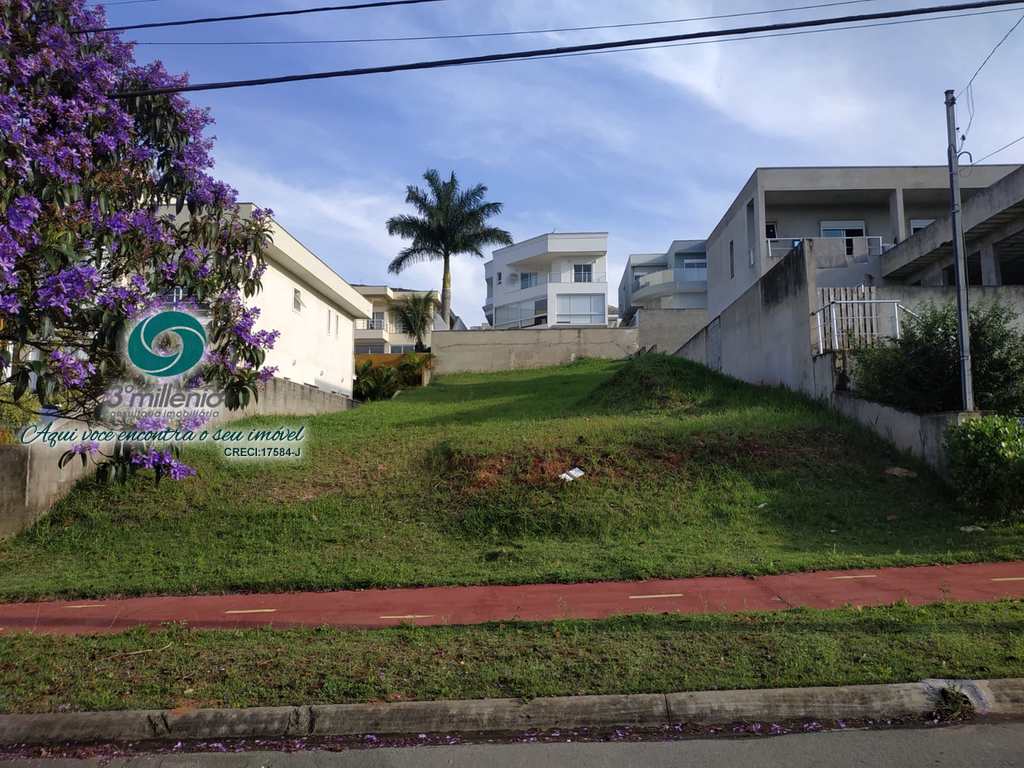 Terreno em Jandira, no bairro Reserva Santa Maria