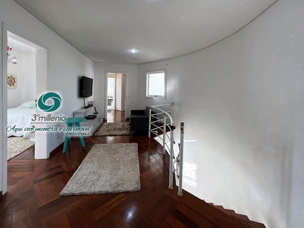 Casa em Cotia, no bairro São Paulo II