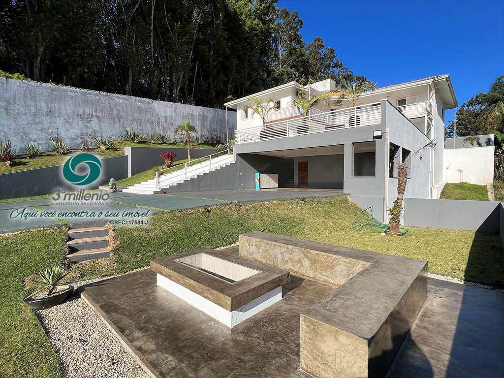 Casa em Cotia, no bairro São Paulo II